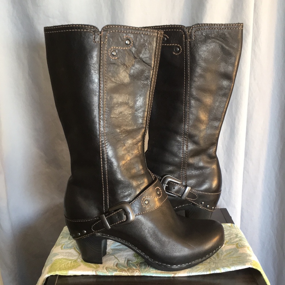 Dansko leather tall black boots riding heel buckle studded 38 7 7.5